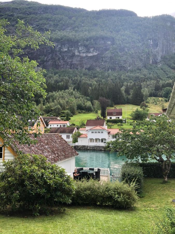 Stryn - House By The River Zewnętrze zdjęcie