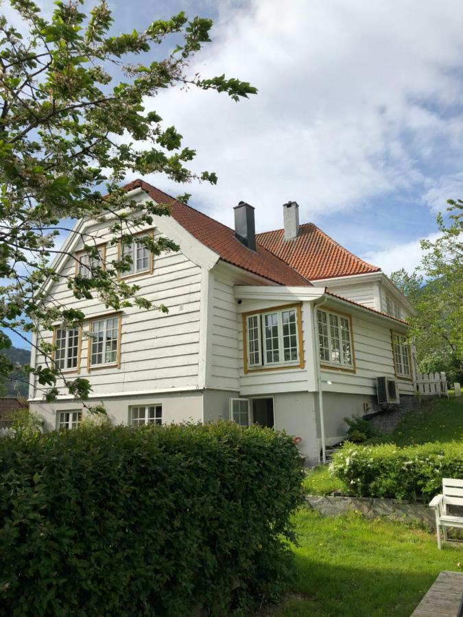 Stryn - House By The River Zewnętrze zdjęcie